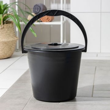 Ведро 10л с крышкой пластик черное Дачное 1/20 