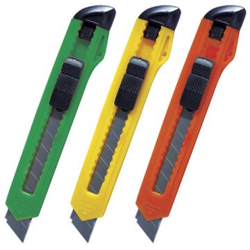 Нож канцелярский 18мм фиксатор 