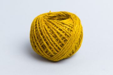 Шпагат джутовый полированный 1120текс 2 нити 50м бобина желтый 1/1