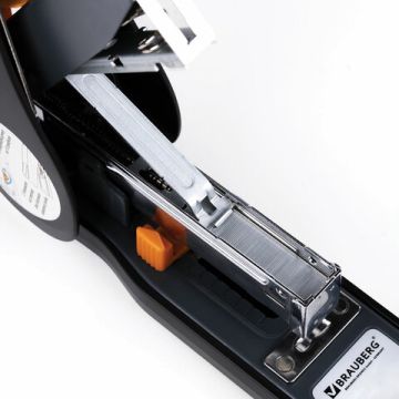 Скобы №26/6 1000шт до 30л BRAUBERG 1/10