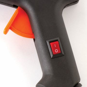 Клеевой пистолет 15Вт для стержня 7мм с выключателем BRAUBERG 1/24 (Клиент)