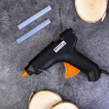 Клеевой пистолет 60Вт для стержня 11мм, BRAUBERG, в блистере 1/12/24 (Клиент)